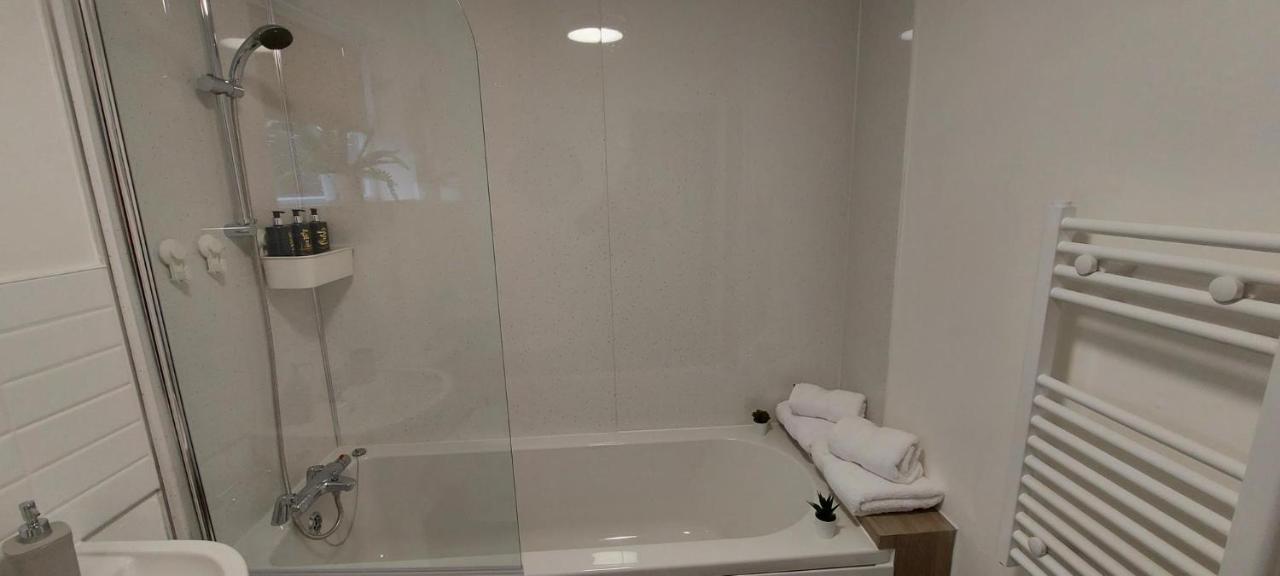 The Tackeroo Suite Hednesford Luaran gambar